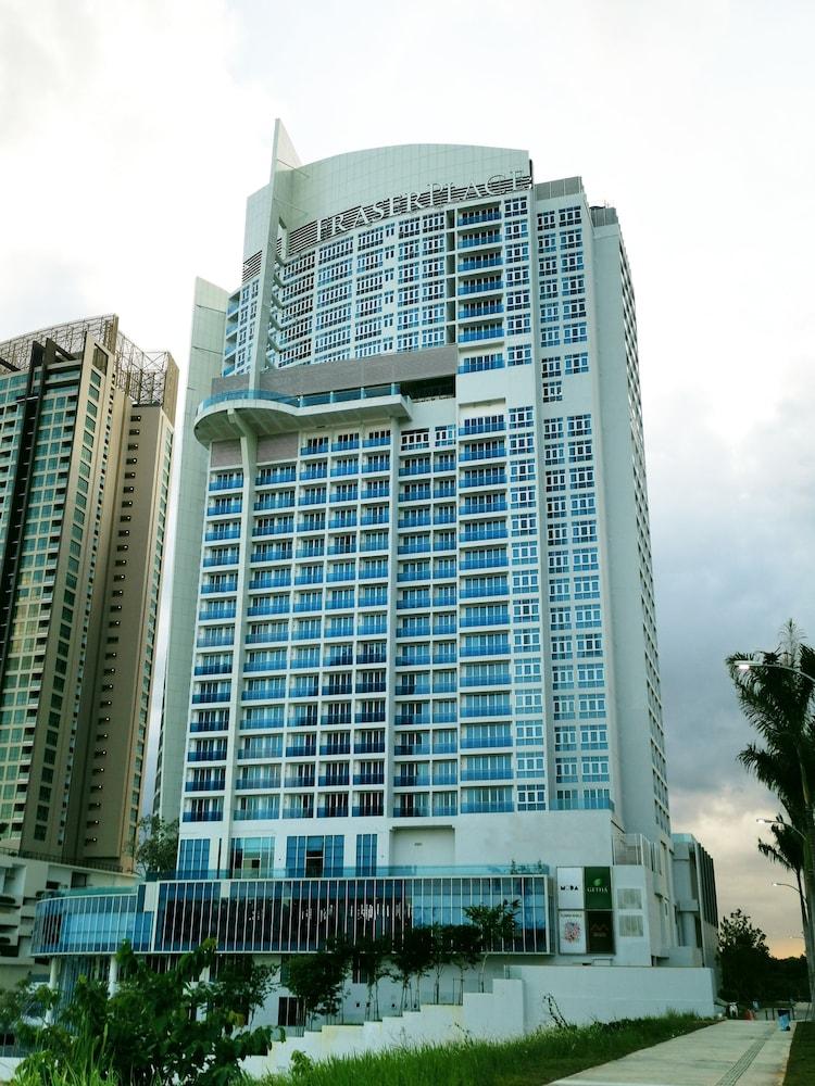 Fraser Place Puteri Harbour Nusajaya  Exterior foto The hotel in 2015